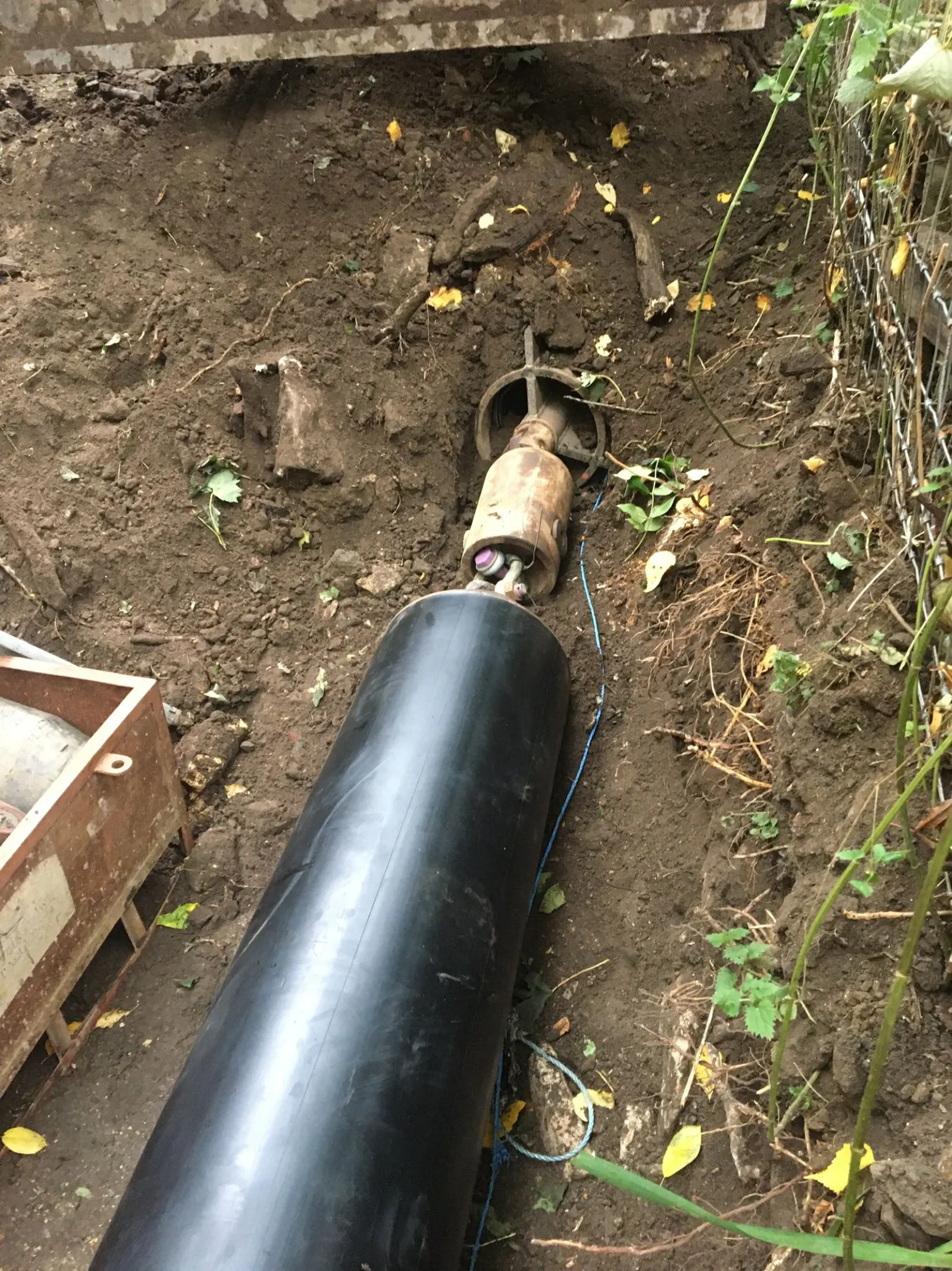 Pipe bursting works using HDPE replacement pipe